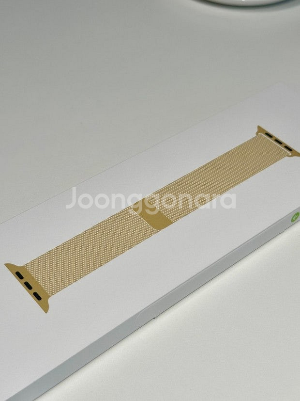 애플워치 40mm 정품 밀레니즈루프 골드--1