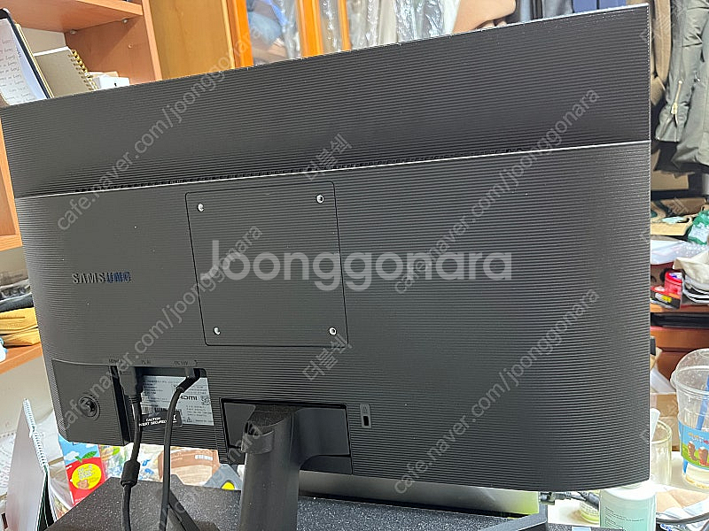 삼성 베젤리스 모니터 24인치 S24C310--2
