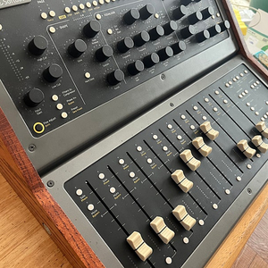 softube console 1 and fader 스탠드, 플러그인 포함