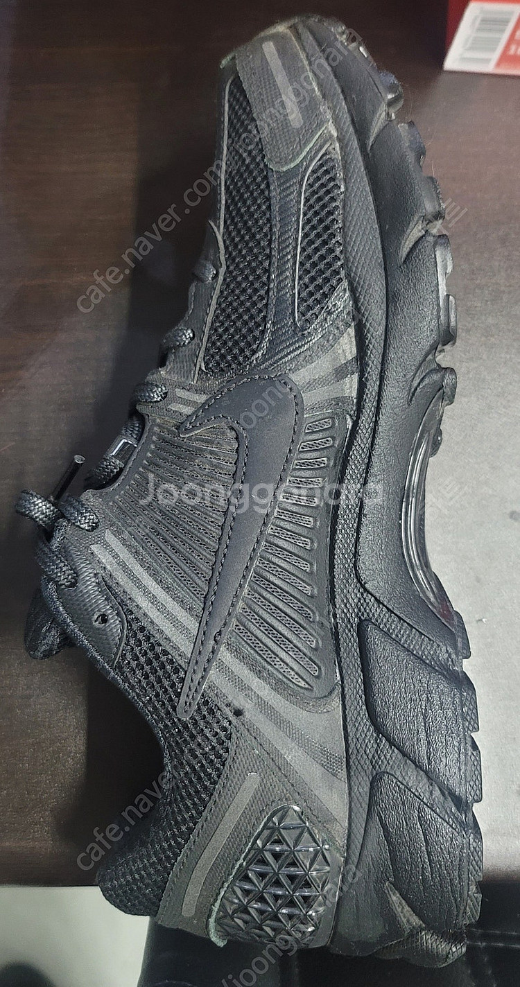 270mm 보메로5 트리플블랙 BV1358-003 팝니...--1