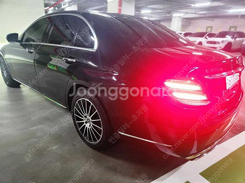 벤츠E-클래스 W213 E220d 익스클루시브 (5인승...--4