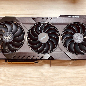 ASUS ROG RX6800 라데온 팝니다.