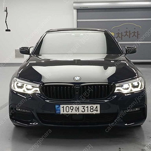 BMW5시리즈 (G30) 520d M 스포츠 플러스@중고차@중고차매입@전액할부@저신용자@신불자@소액할부@현금@카드 전부 가능합니다!