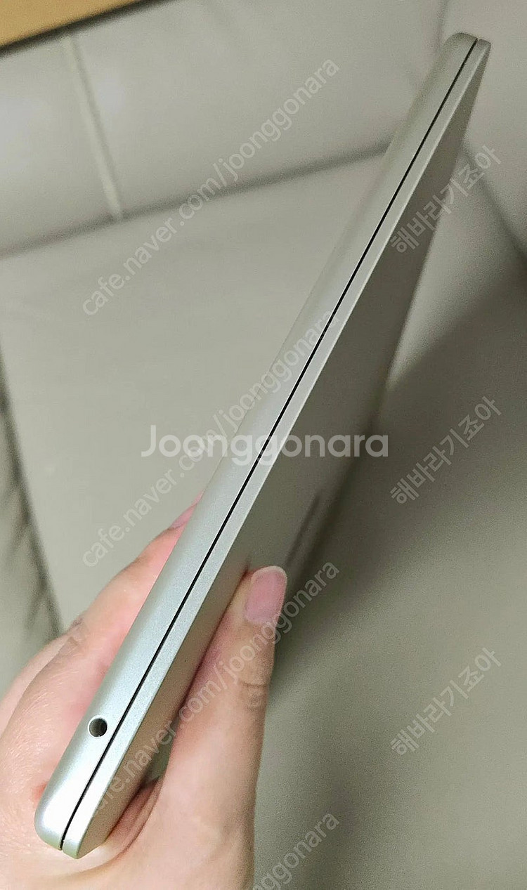 맥북에어 m2 스타라이트 8코어 8GB 256GB--9