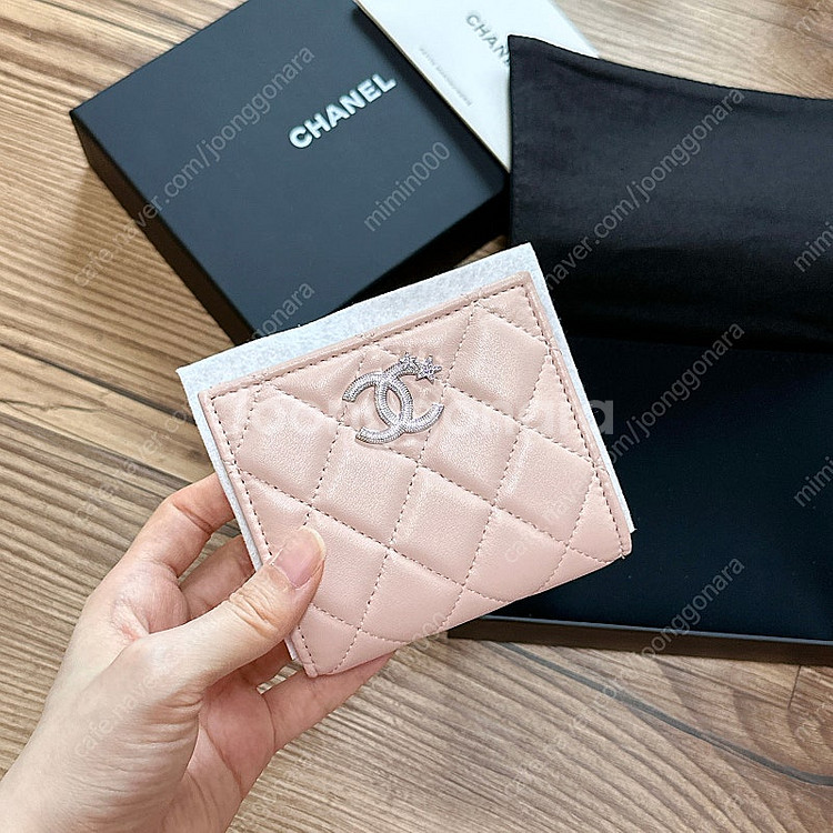 샤넬 반지갑 연핑크 새상품--0
