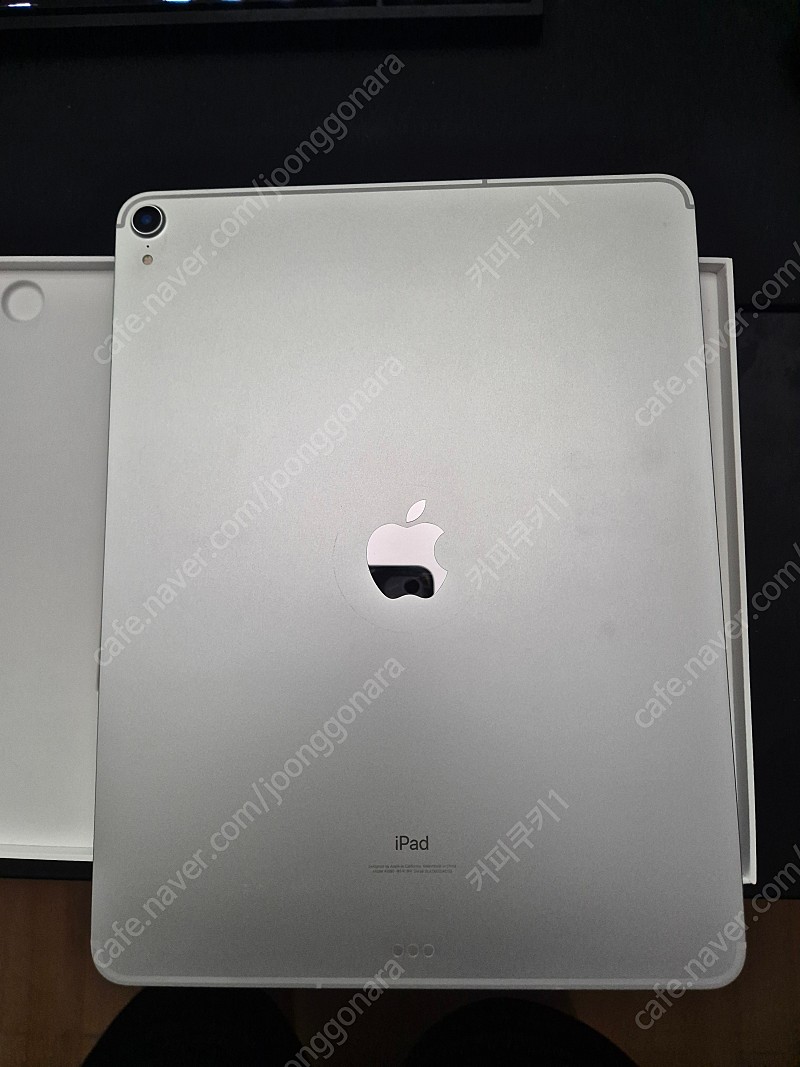 아이패드 프로 iPad Pro 12.9 3세대 셀룰러 512GB 판매합니다.