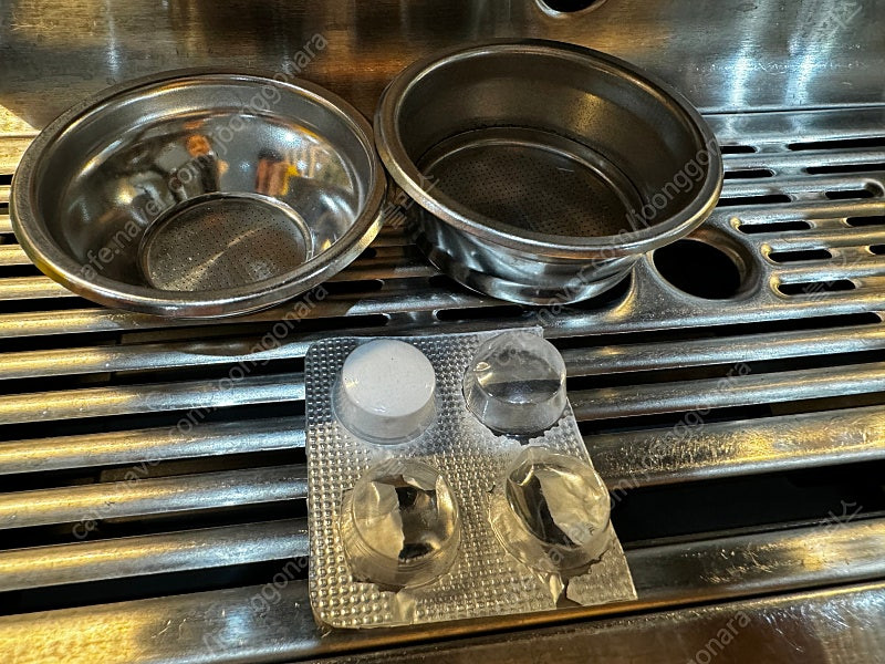 브레빌 920 + 전동 그라인더 포함 이미지