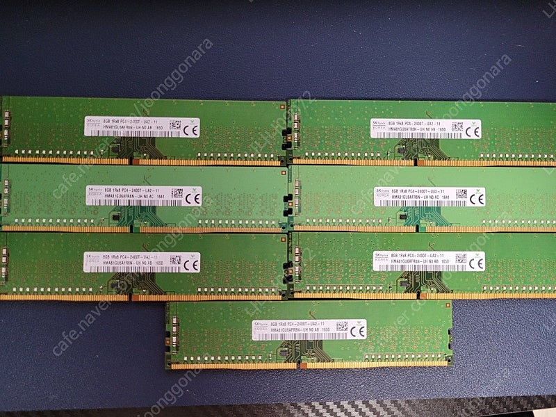 SK하이닉스 DDR4-2400T 8G 7개 일괄 팝니다. (택포)