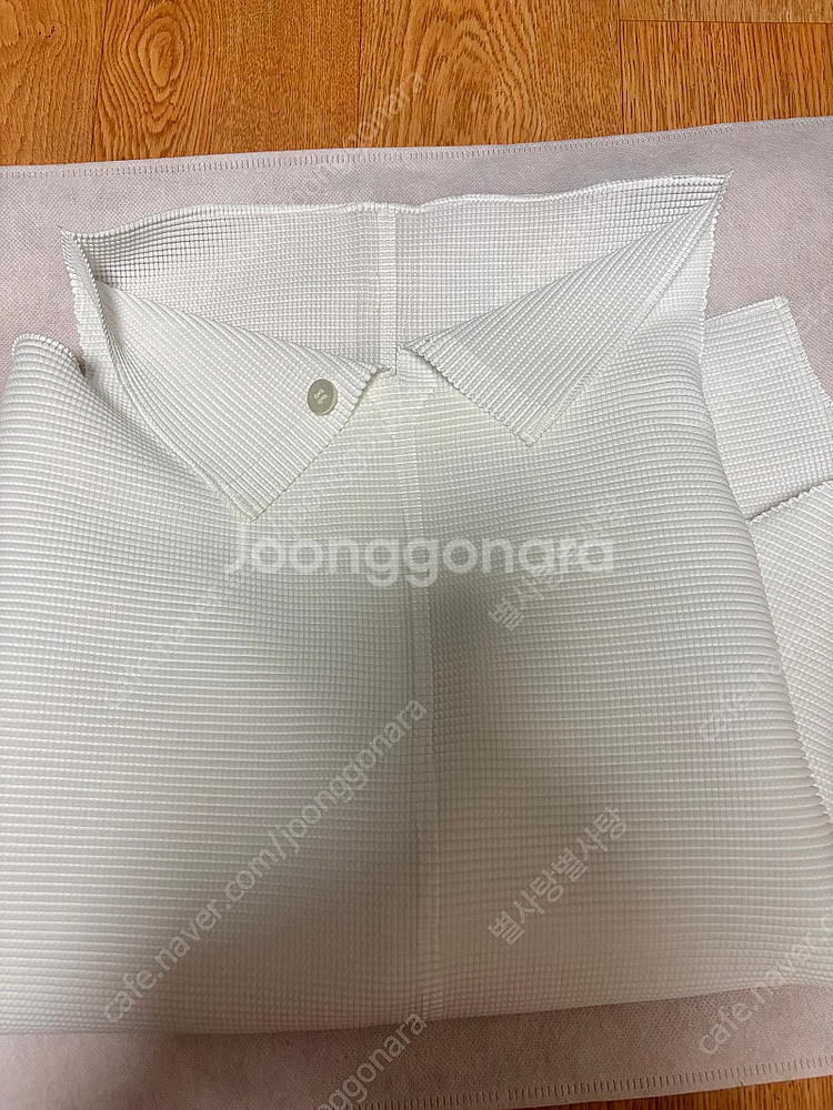 이세이미야케 미 돌먼스트레치 카라탑 화이트 플리츠플립--0