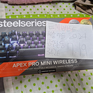 스틸시리즈 apex pro mini wireless 판매합니다