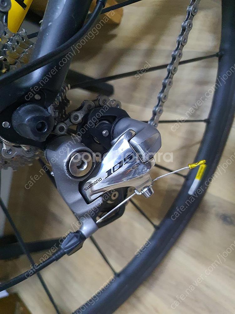 피나렐로 카본 로드 싸이클 105 7.9kg--8