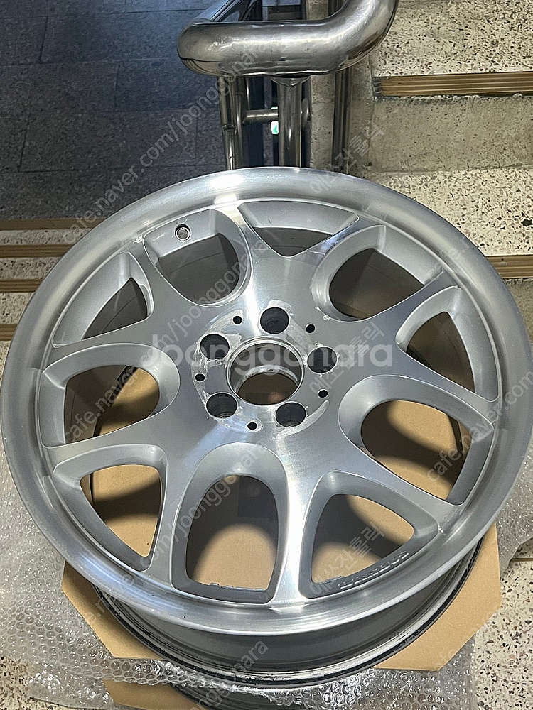 브라부스 18인치 휠 정리 합니다--8