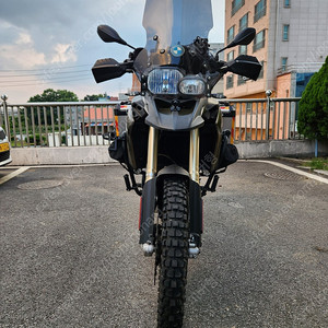 F800GS 삼박스+장비일절 일괄판매합니다.