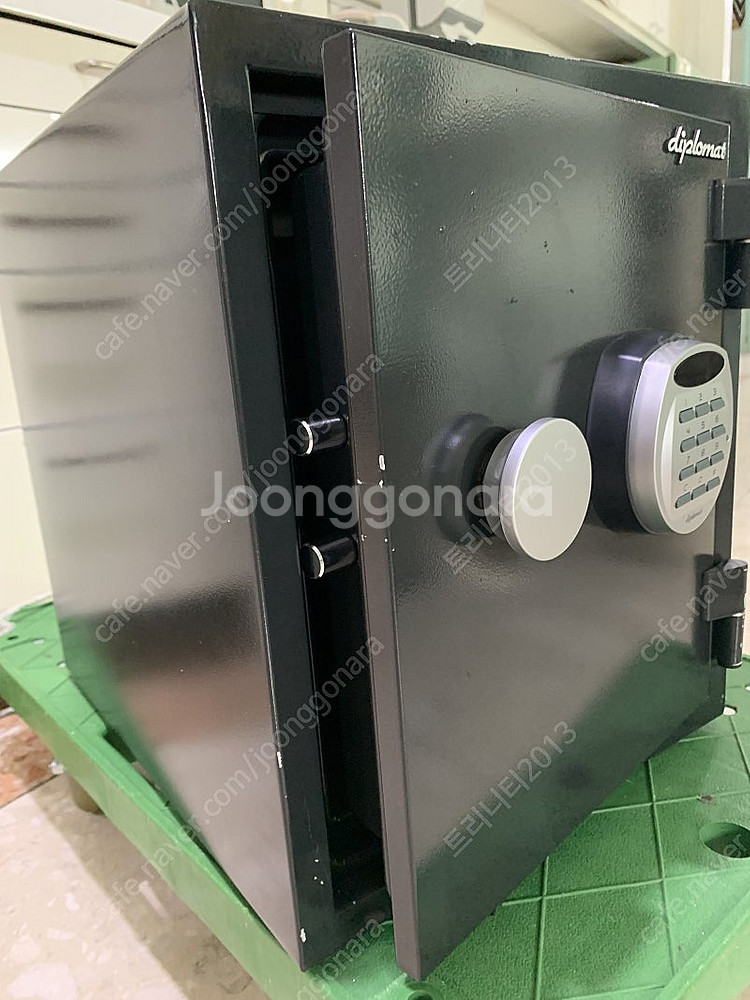 급매: 가정용 디프로매트 금고 A125R3 - 5만원.--5