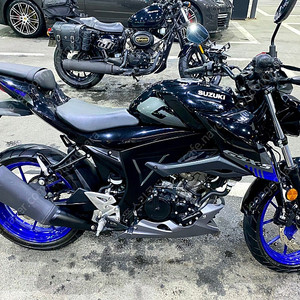 스즈키 21년 gsx-s125 8,000km