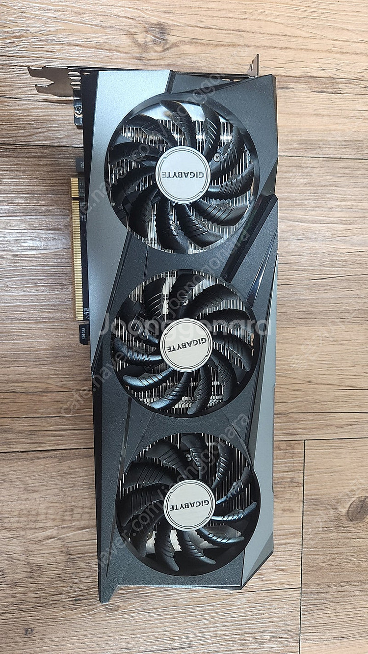 그래픽카드 라데온 RX 6600 XT GAMING--0