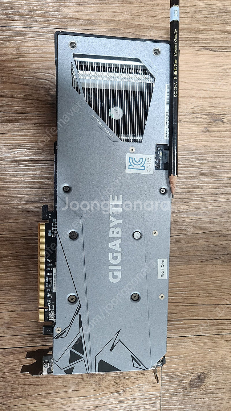 그래픽카드 라데온 RX 6600 XT GAMING--1