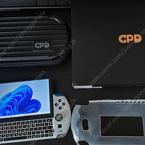 GPD Win4 6800U + 16G 1TB 판매합니다