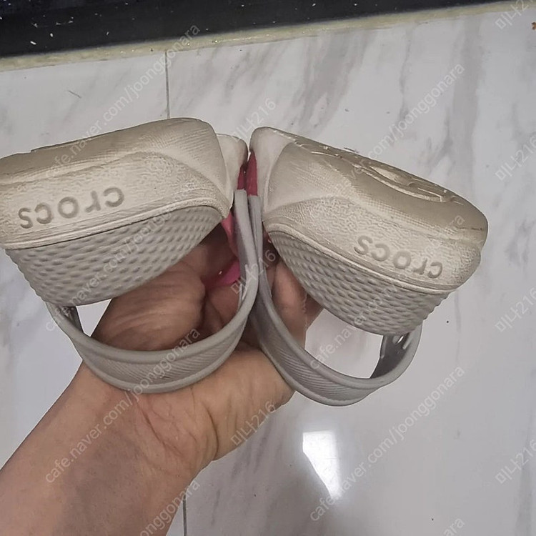 크록스 j2 이미지