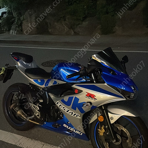 스즈키 GSXR125 21년식 100주년컬러