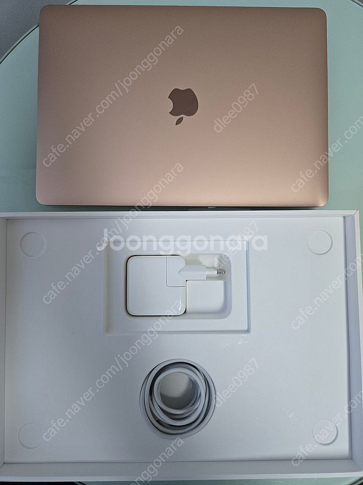 맥북에어 M1 256GB/8GB A-급 팝니다--2