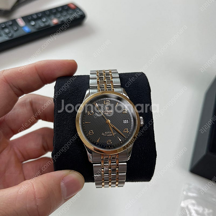 튜더 1926 18k 골드 콤비 시계 36mm (A급)--1