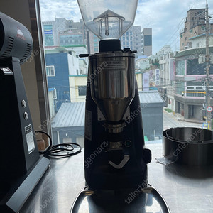 메저 루이지 스파 MAZZER LUIGI SPA 그라인더 판매합니다.