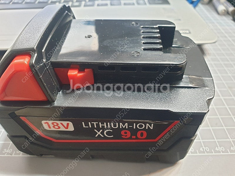 밀워키 Milwaukee M18 배터리 18V /9.0...--0