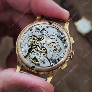 급처분 가격내림)빈티지 금통 크로노그래프 스위스 시계 chronographe suisse 판매합니다.