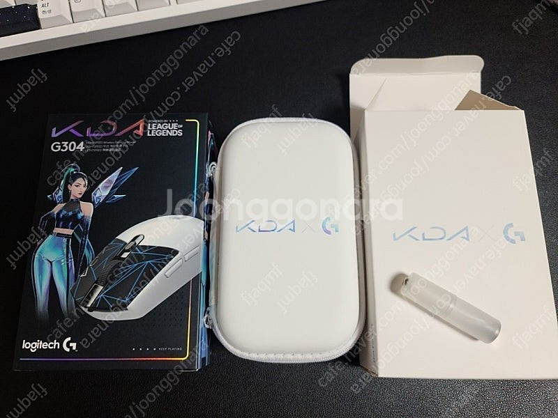 g304 kda 미개봉+ 파우치 팝니다.--0