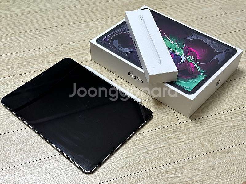 아이패드 프로 11인치 1세대셀룰러 64gb 풀박스 .--0