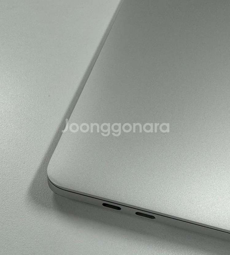 [애플] 맥북프로 2019 13인치 i5/8GB/256...--7