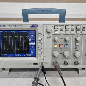 Tektronix TDS2012C 100MHz 2GS/s Oscilloscope 오실로스코프