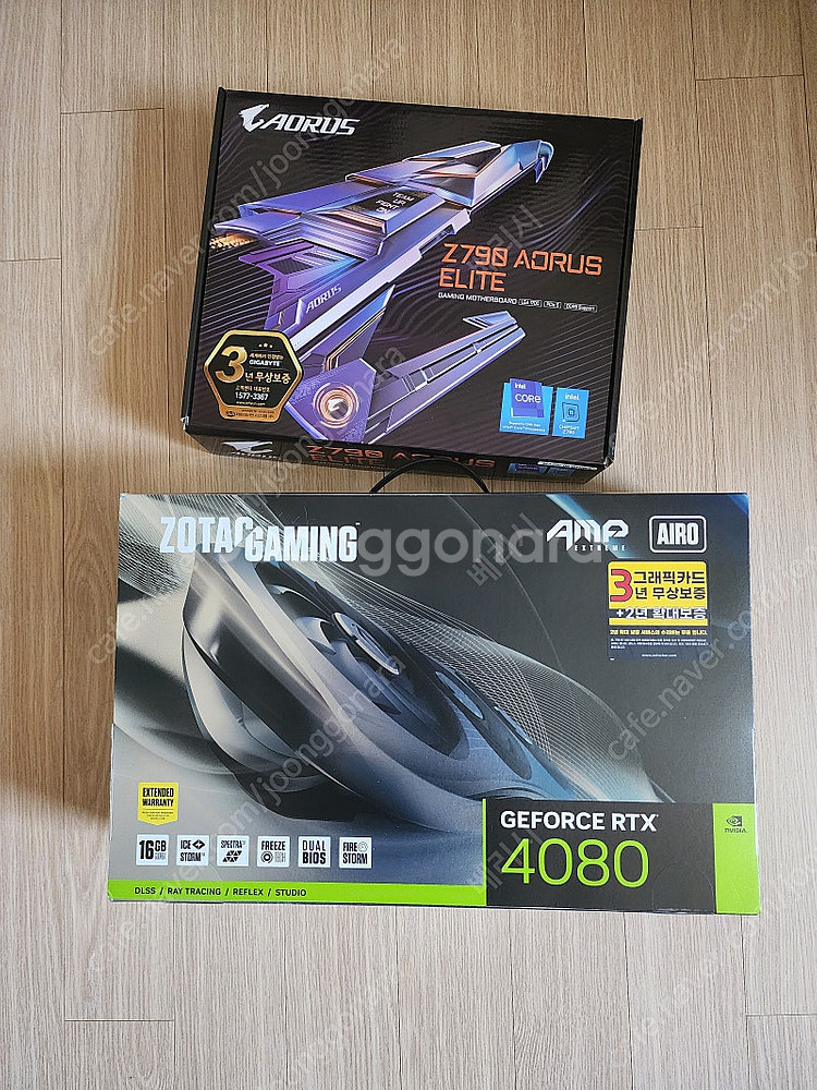 13700KF 4080 Amp 익스 프리플로우 본체--1