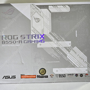 ASUS ROG STRIX B550-A GAMING 메인보드