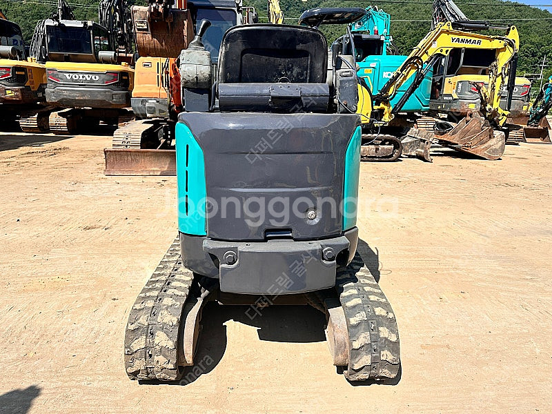 1톤 중고미니굴삭기 코벨코 SK10 2012년 옆레바 ...--2
