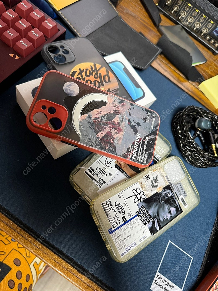 아이폰 12 미니 256기가 블루 판매합니다.--8