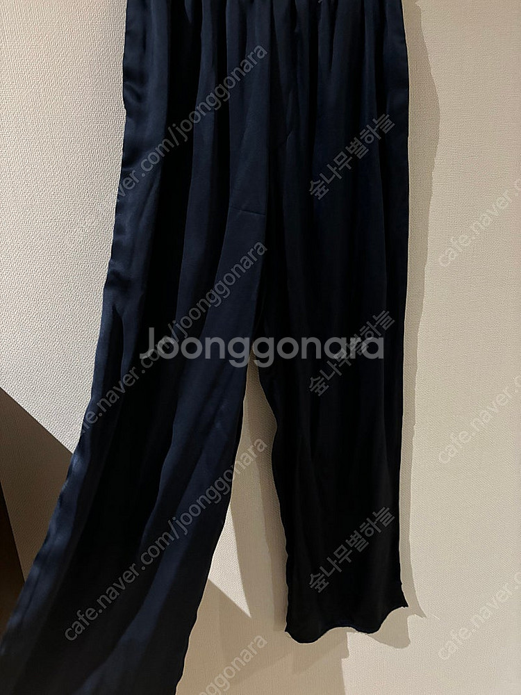 개똥닷컴 실크100 네이비 팬츠--1