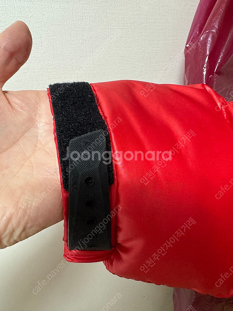 나이키 x 드레이크 녹타 썬셋 푸퍼 재킷 레드--5