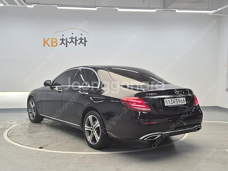 벤츠E-클래스 W213 E220d 아방가르드 (5인승)...--3