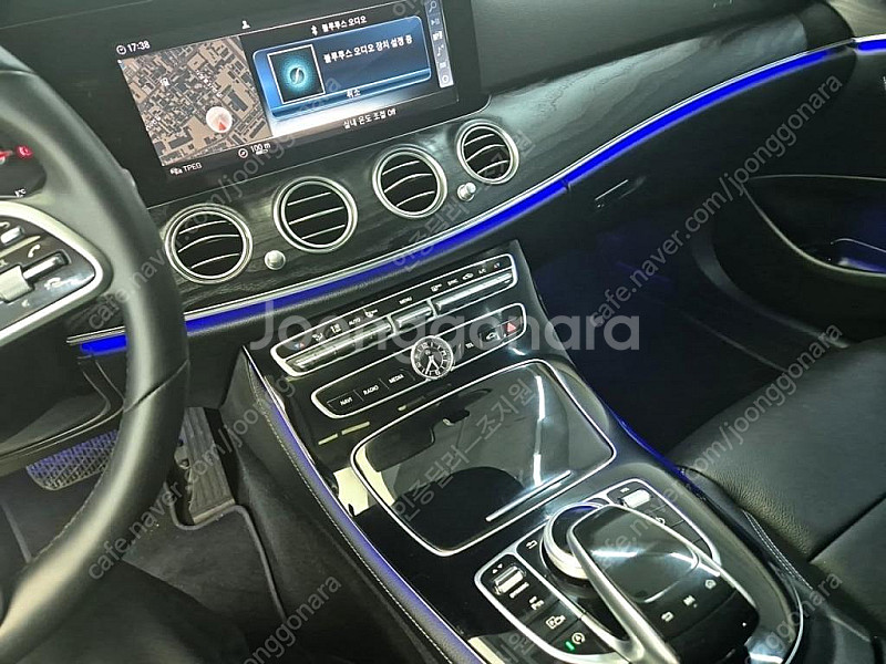벤츠E-클래스 W213 E220d 아방가르드 (5인승)...--9