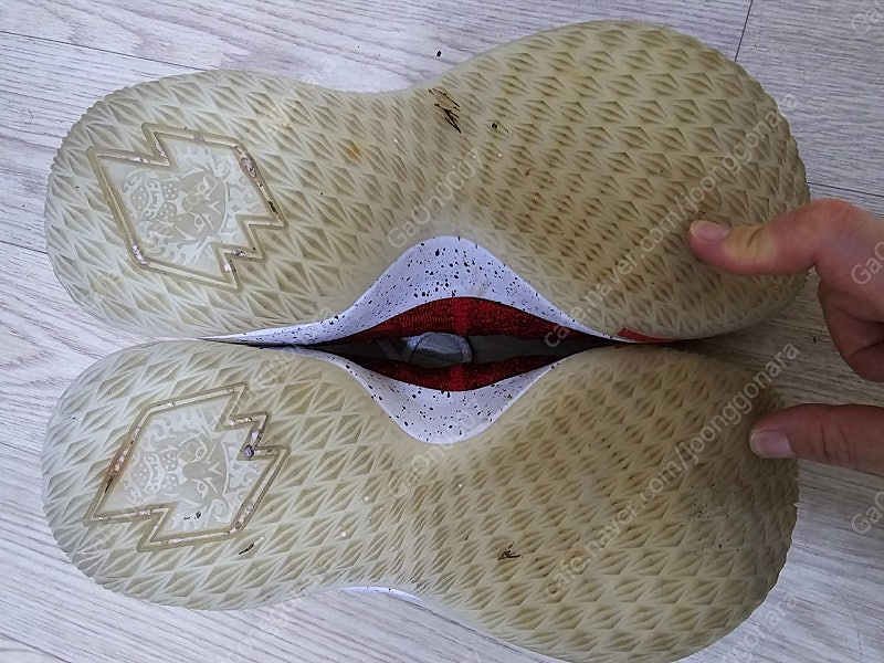 (275)나이키 르브론15 로우 바시티레드--2