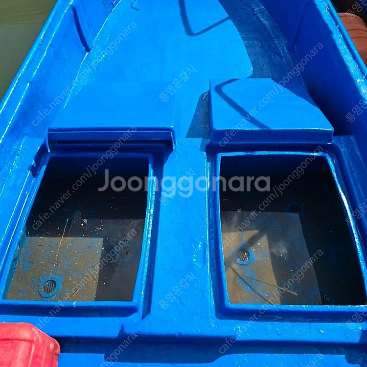 레져선 0.5톤 선외기 15마력 판매합니다.--3