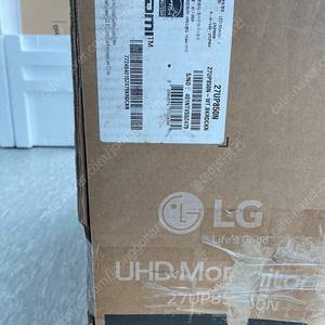 LG27UP850N UHD 4K 모니터 판매합니다.