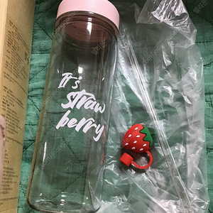 파스쿠치 딸기보틀 새제품