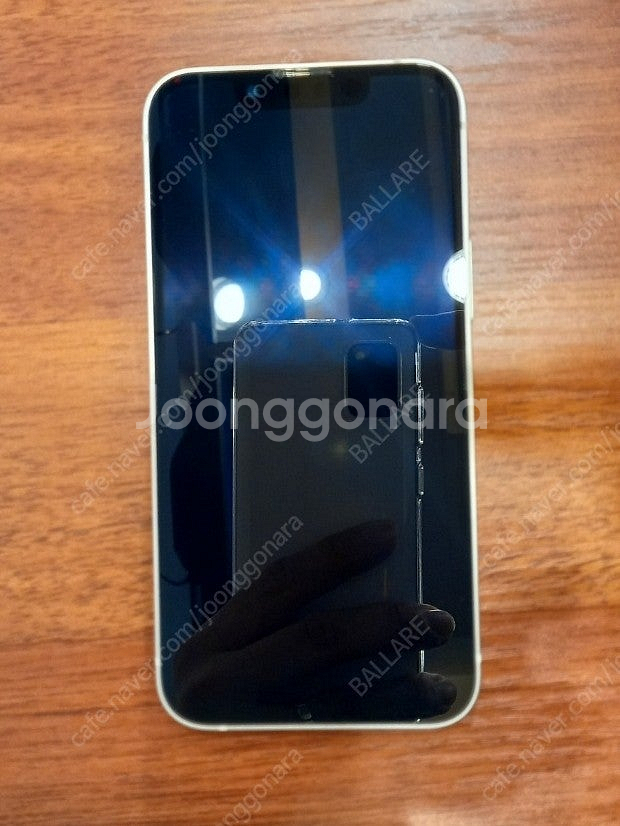 아이폰미니13 화이트 126g s급 판매합니다 베터리효율 100%--0