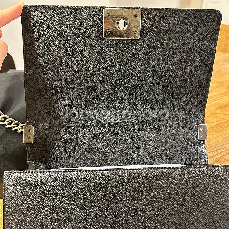 샤넬 보이백 캐비어 미듐 빈티지 은장--7