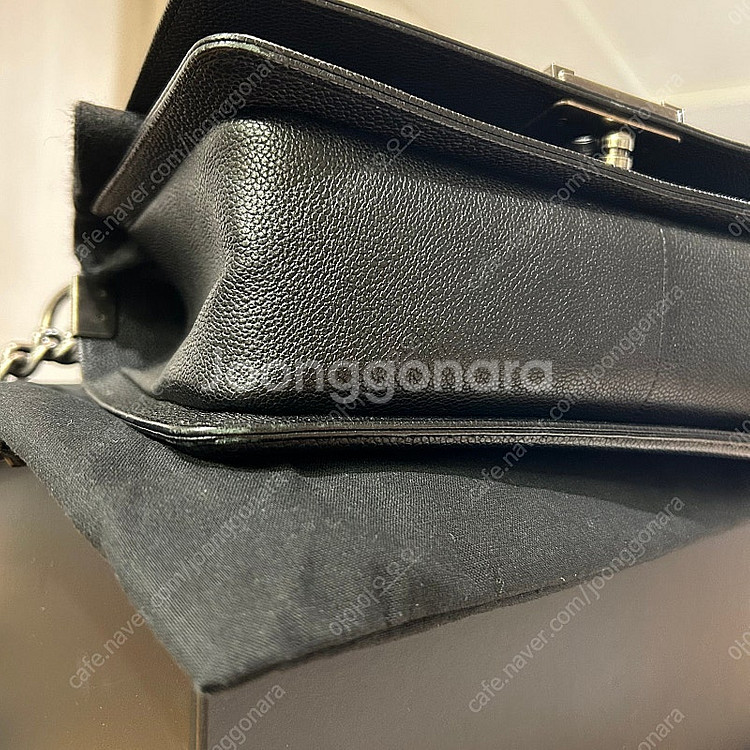 샤넬 보이백 캐비어 미듐 빈티지 은장--8