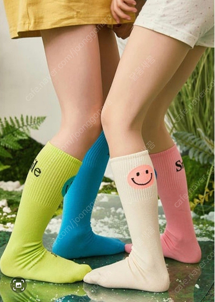 여아여자 상큼 발랄 경쾌한 스마일 니삭스 무릎양말 장말 반양말 이미지