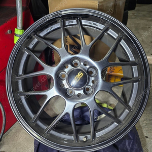 BBS RGR 18인치